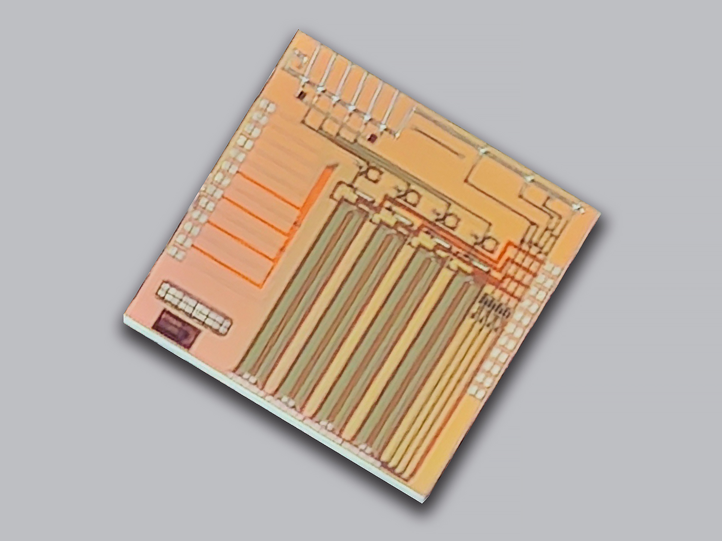 4*100G DR4 Silicon Photonic Hybrid Integrated Modulator